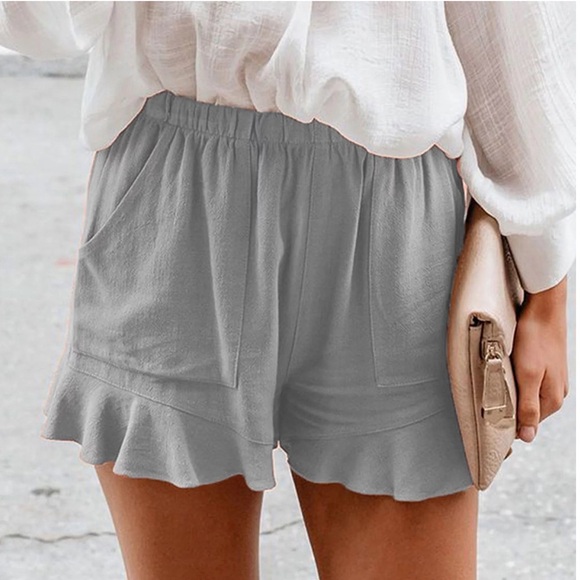 Woman’s Cargo Ruffle Shorts - Picture 5 of 8